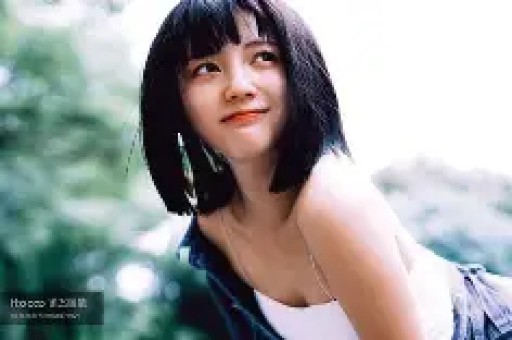 娱乐圈一日三爆瓜！同居、人设翻车、被滞留海外个个戳中眼球