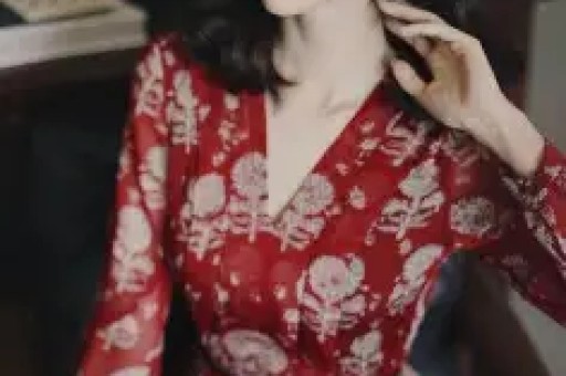 电影探索人爆料肖战尚存两部大戏！称肖战歌迷要失望时间太紧凑